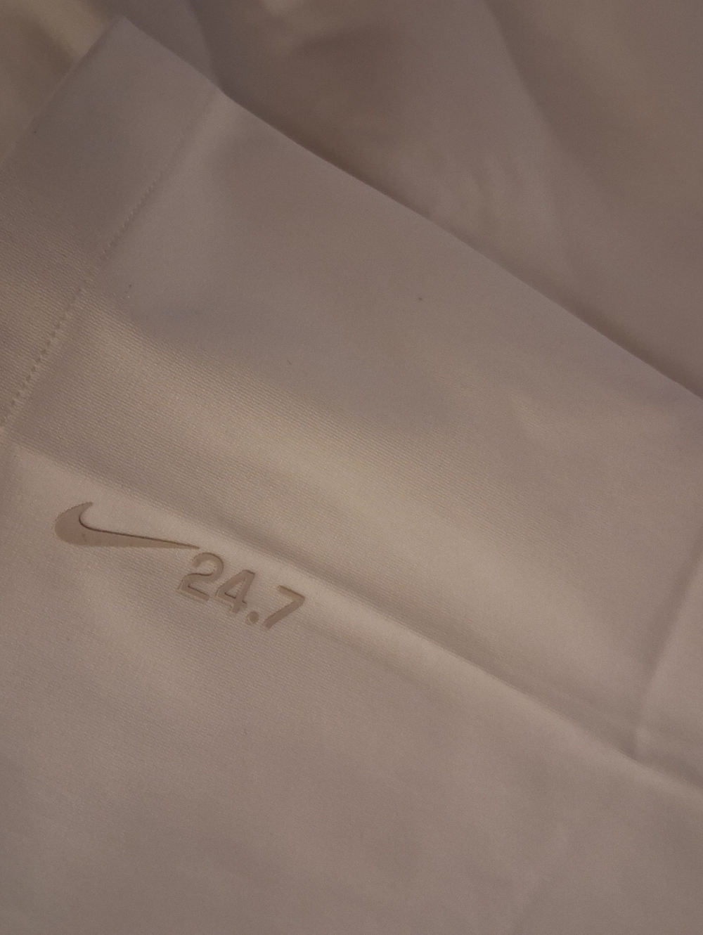 Nike 24.7 White Short sleeve Button-Up Shirt - Picture 4 of 5